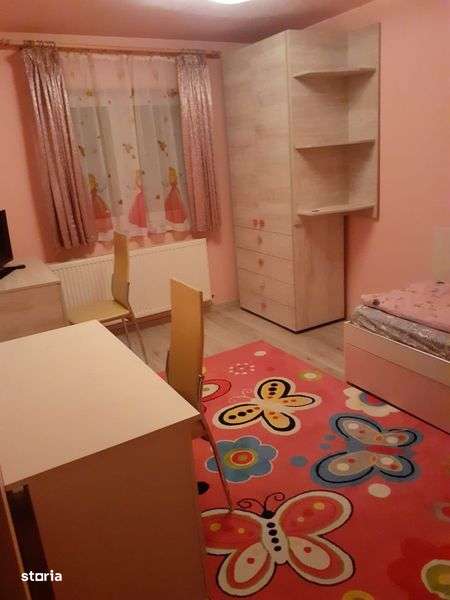 Vand apartament 3 camere Sacele 60.30mp - Imagine principală: 4/8