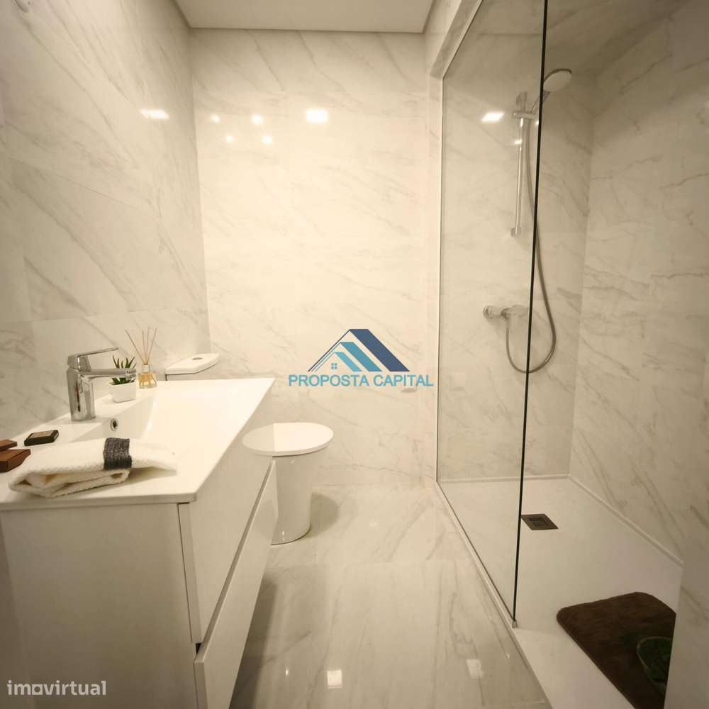 Apartamento T3 - Em Remodelação Total-27