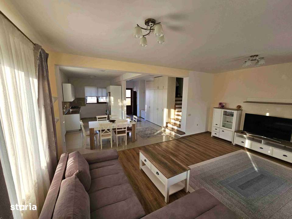 Casa tip duplex cu 6 camere, in zona Europa