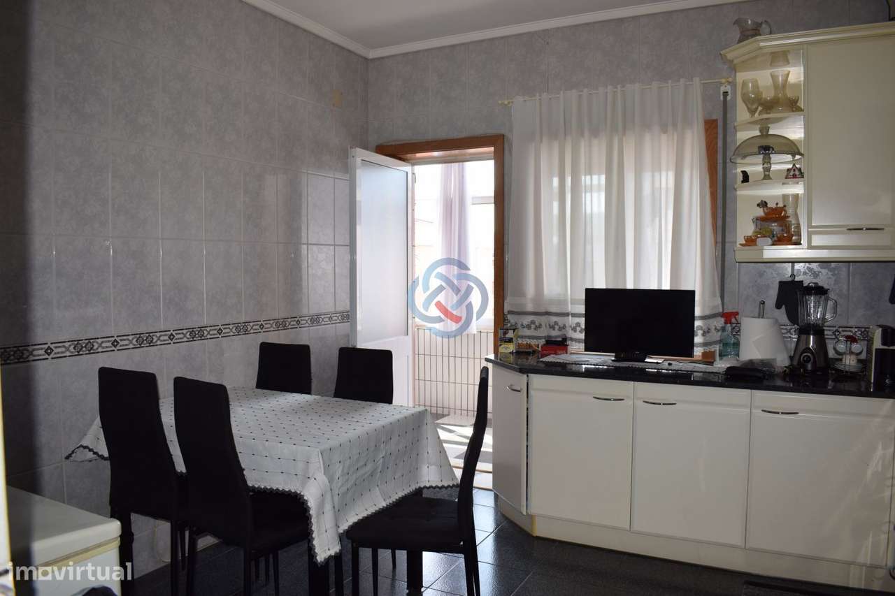 Apartamento T1 no centro de Santa Maria da Feira-3