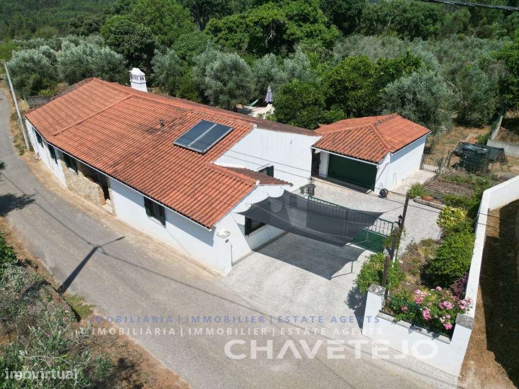 Encantadora casa de pedra T3 situada em aldeia tranquila perto de A... - Grande imagem: 4/60
