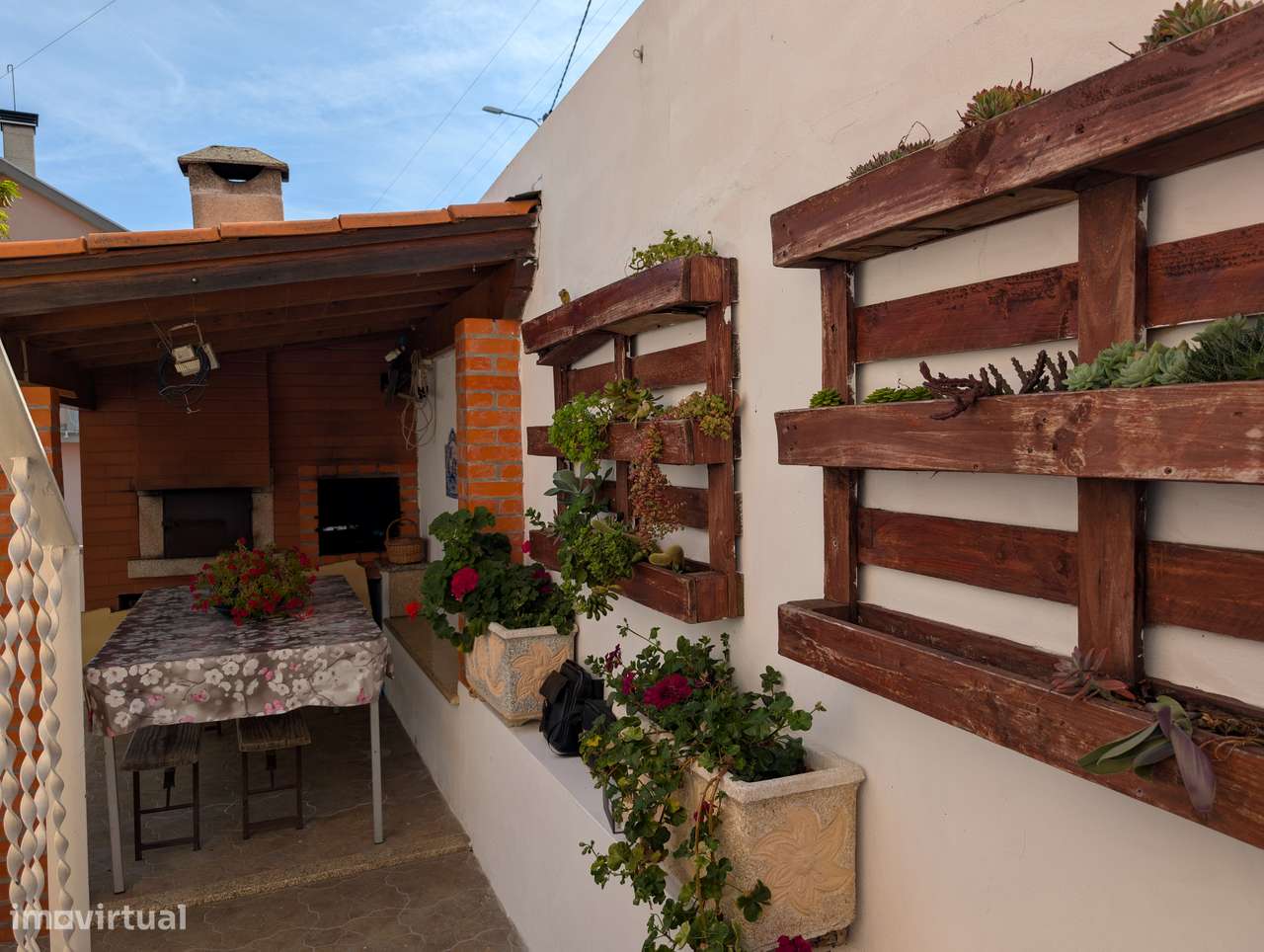 Moradia Geminada T3 + Escritório em Ferreirim - Lamego-9