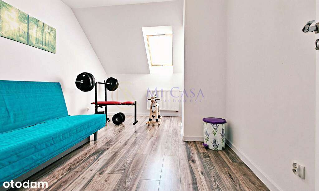 Gotowy do wprowadzeni dom z garażem, dużym ogrodem-15