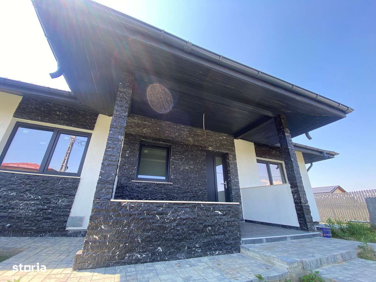 Casa 4 camere /2 bai Valea Ursului - Vorovesti, 500 mp teren! - Imagine principală: 2/10