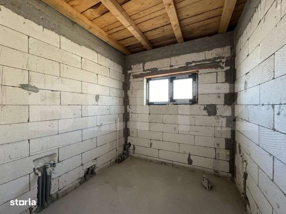 Casa semi-finisata P + M, 131 mp utili, teren 339 mp, Pielesti, zona M - Imagine principală: 4/19