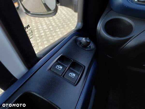 Iveco Daily 35S14 Hi-Matic, kontener meblowy 8PAL, klima - 11