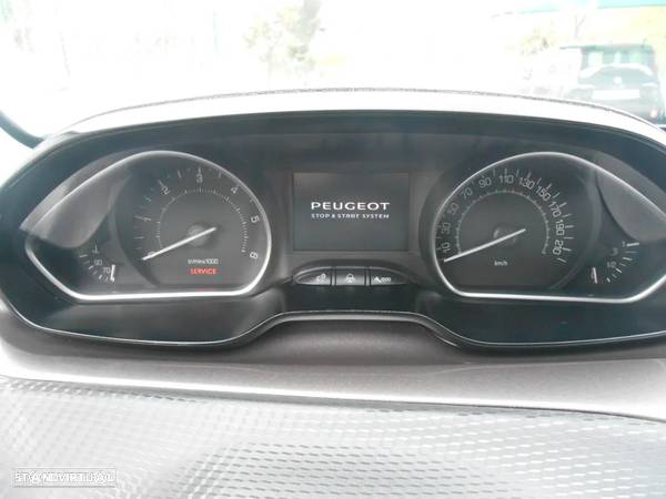 Peugeot 2008 1.6 e-HDi Active - 7