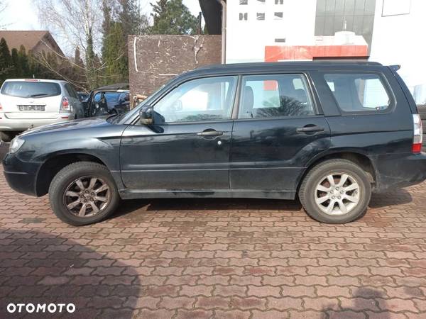 Subaru Forester 2.0 XG Trend - 6