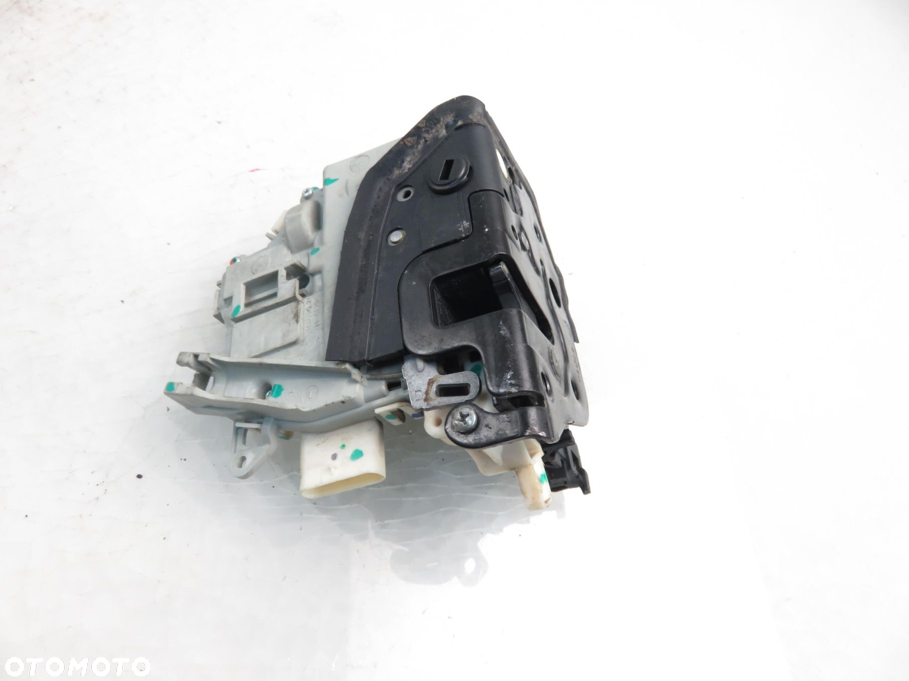 ZAMEK PRAWY TYLNY AUDI A4 B8  8K0839016C - 5