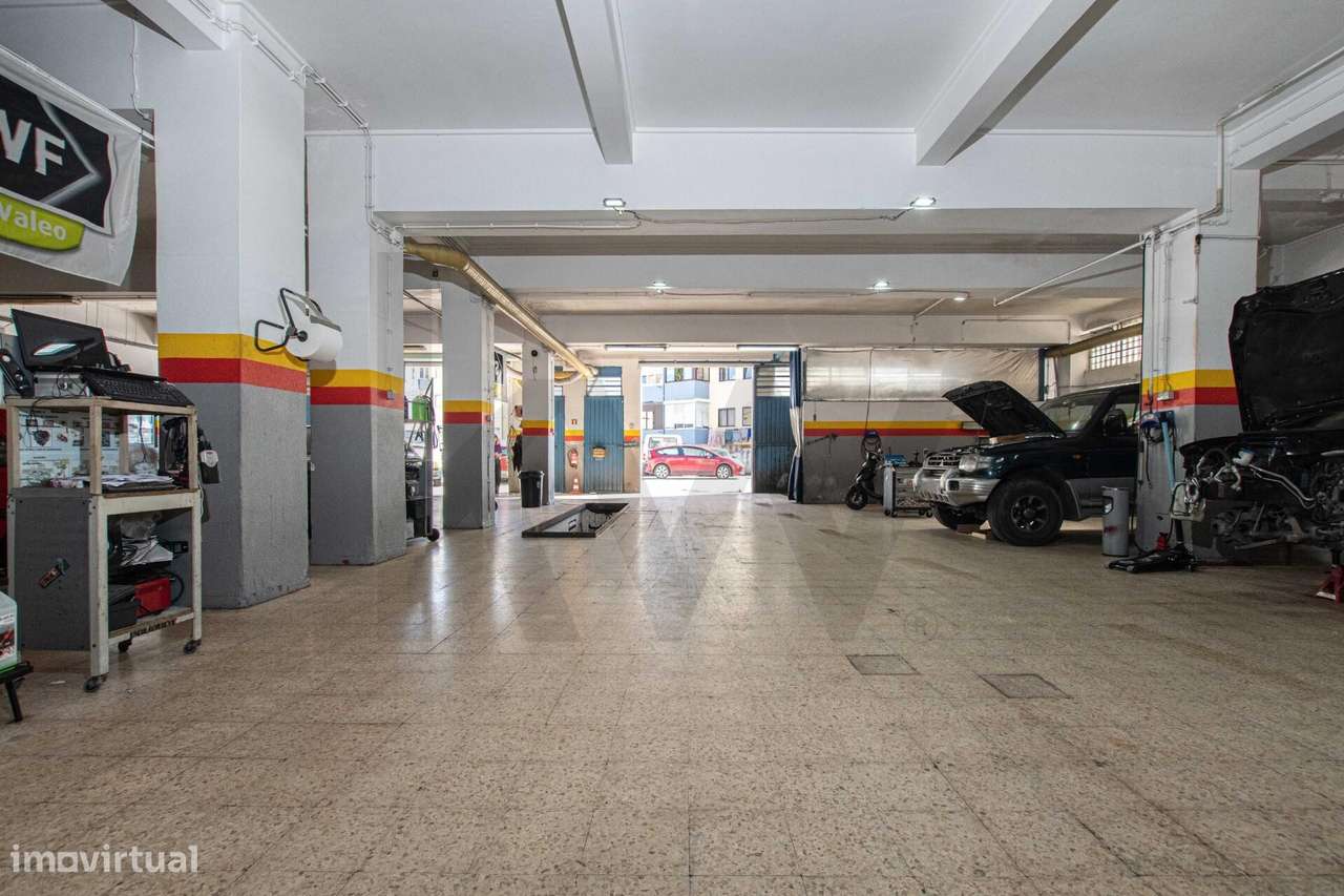 Armazém com rendimento e potencial estratégico em Odivelas – 588 m2 - Grande imagem: 4/14