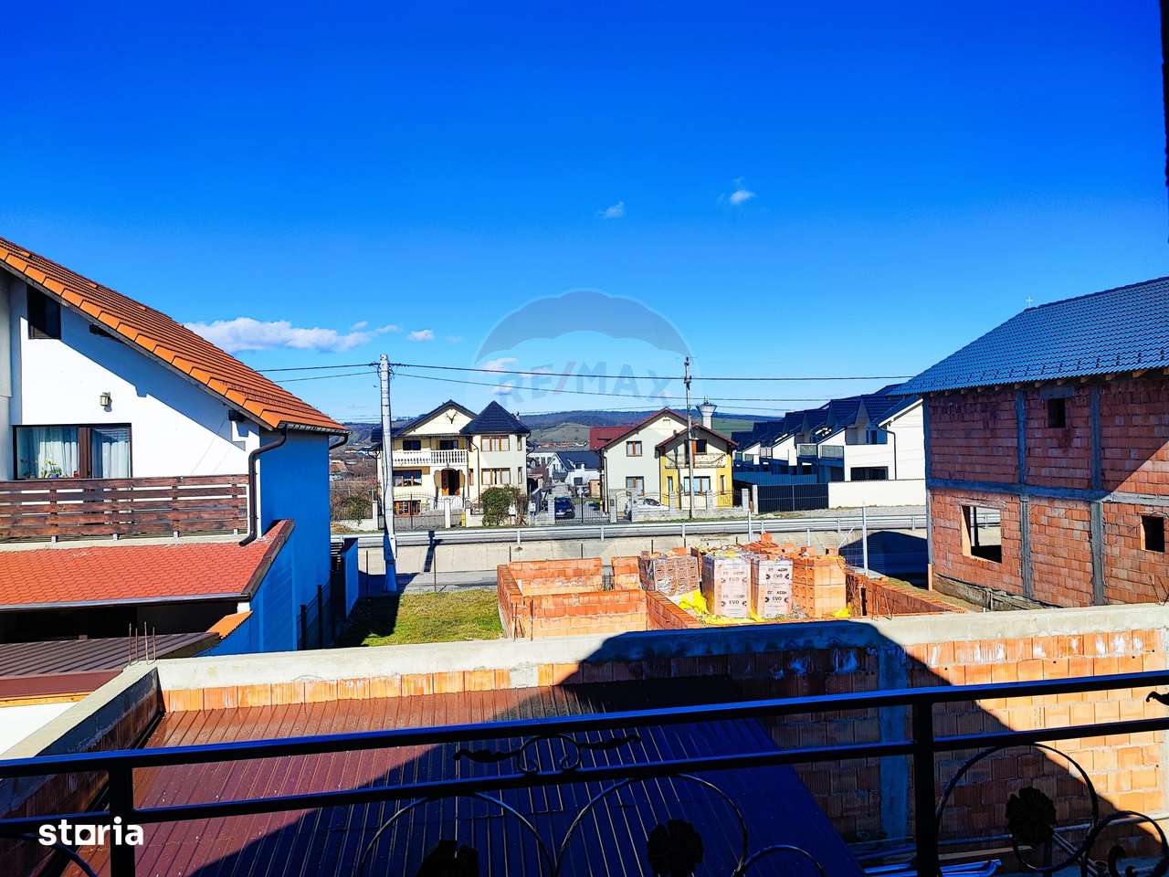 Casă / Vilă cu 5 camere de vânzare-10