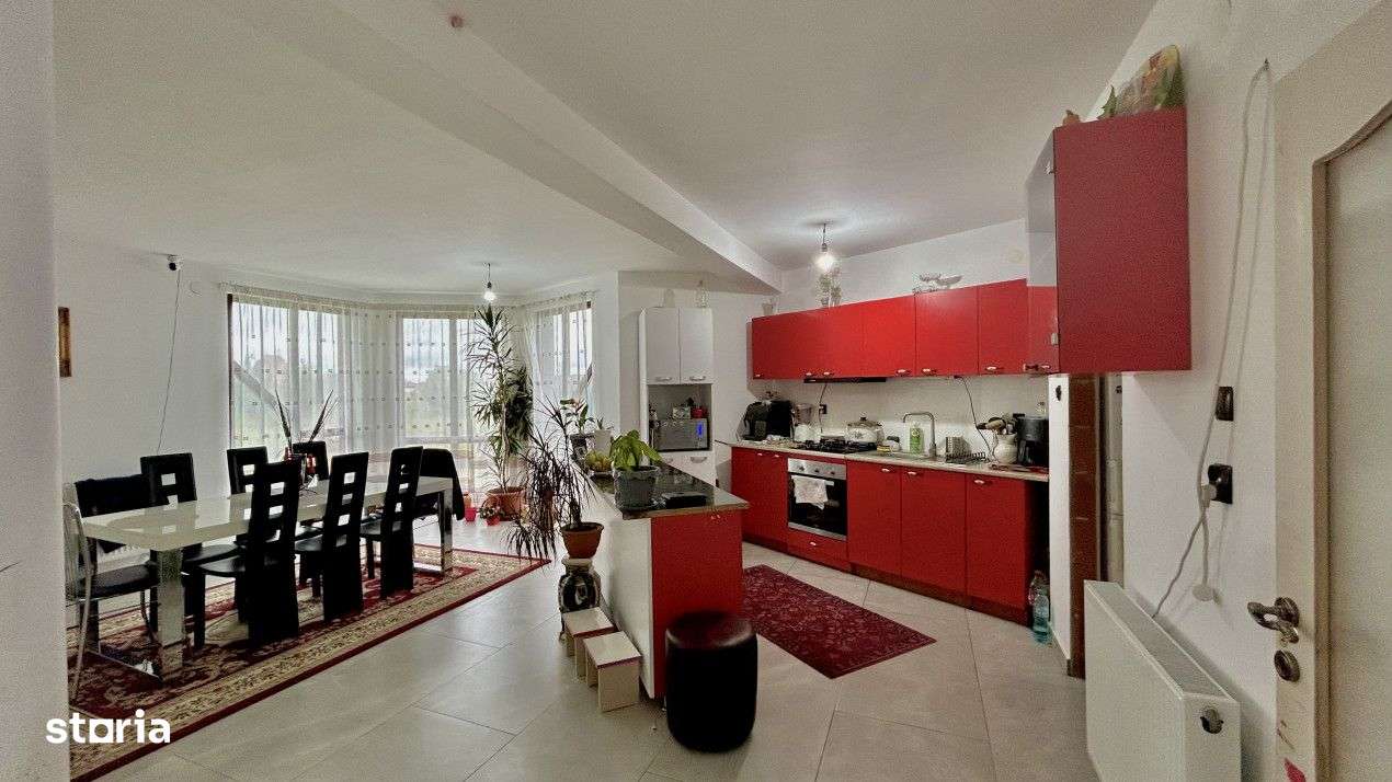 Casa in Les , 207 mp construiti , 3.482 mp teren - Imagine principală: 5/12