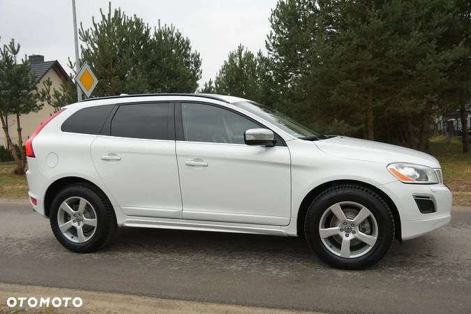 Volvo XC 60 D4 RDesign - 5