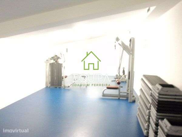 Edificio Comercial em Geraz do Minho - Póvoa de Lanhoso - Antiga Univ - Grande imagem: 5/14