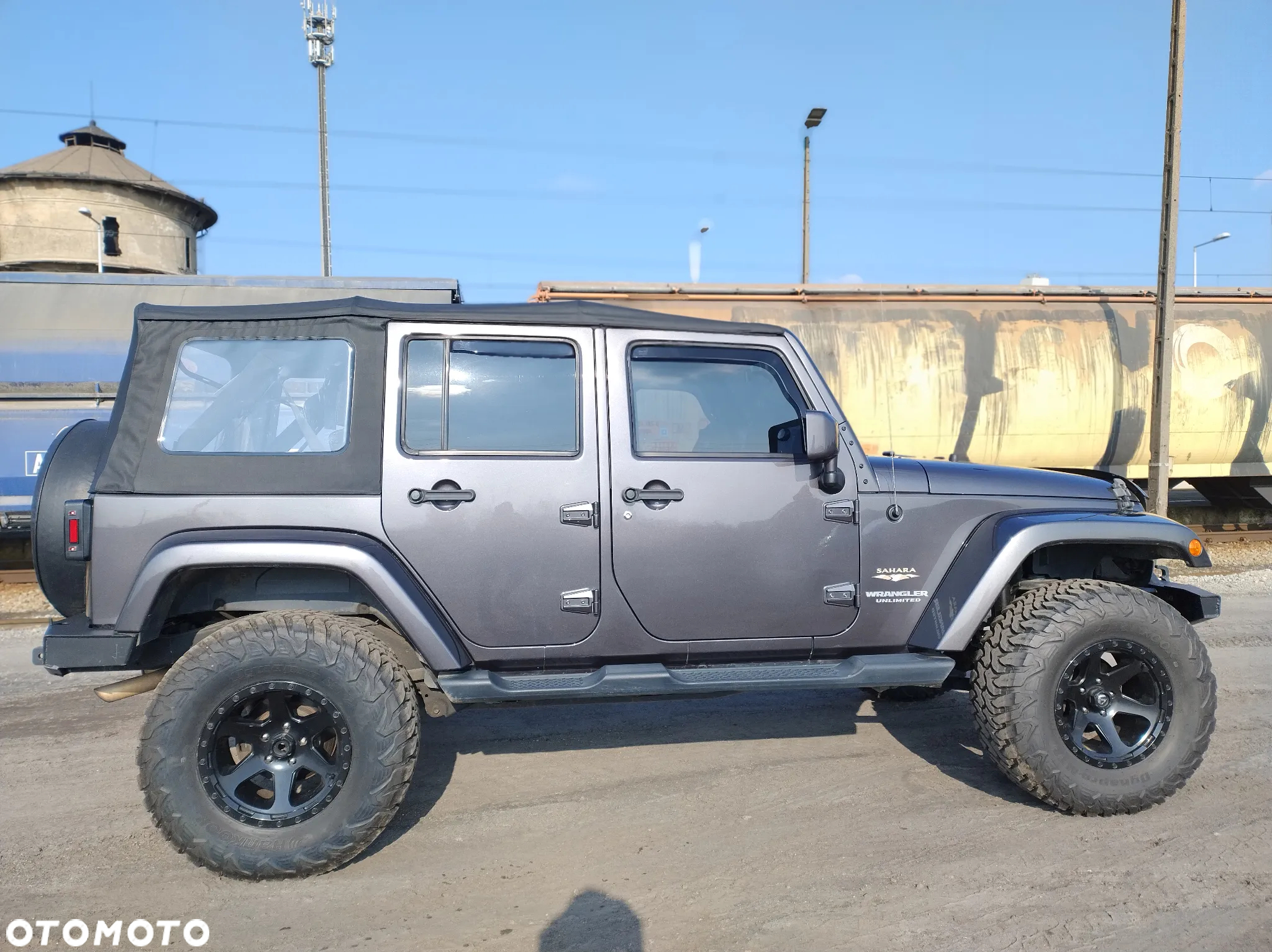 Jeep Wrangler - 19