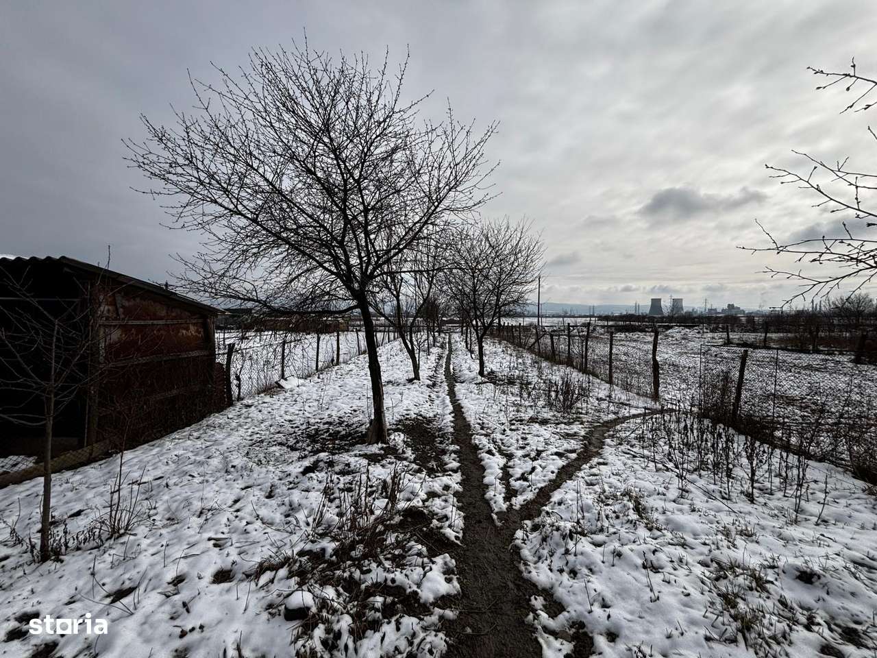 Teren 770mp de vânzare, acces asfaltat-4