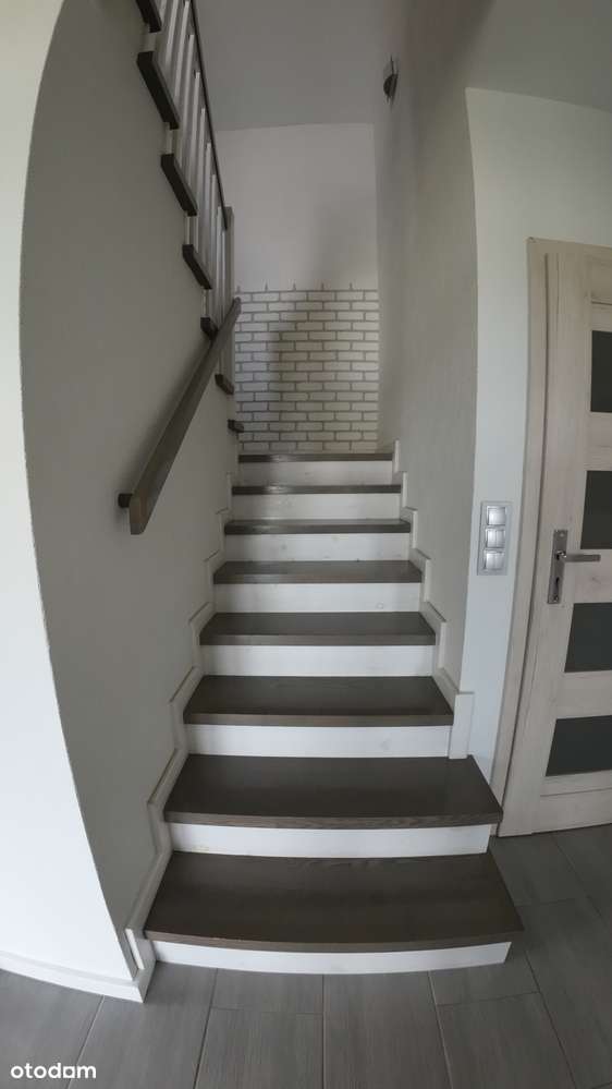 Dom, 123 m², Zaleszczyce-5