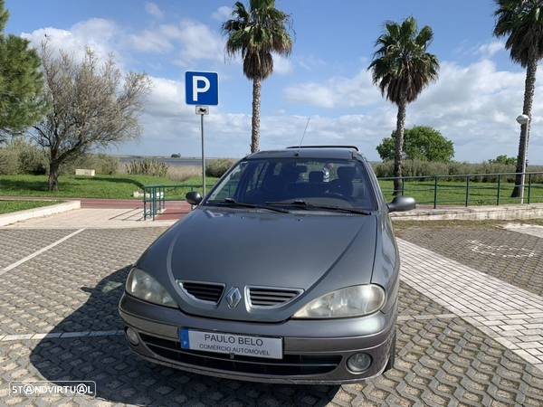 Renault Mégane Break 1.4 16V RXE AC - 3