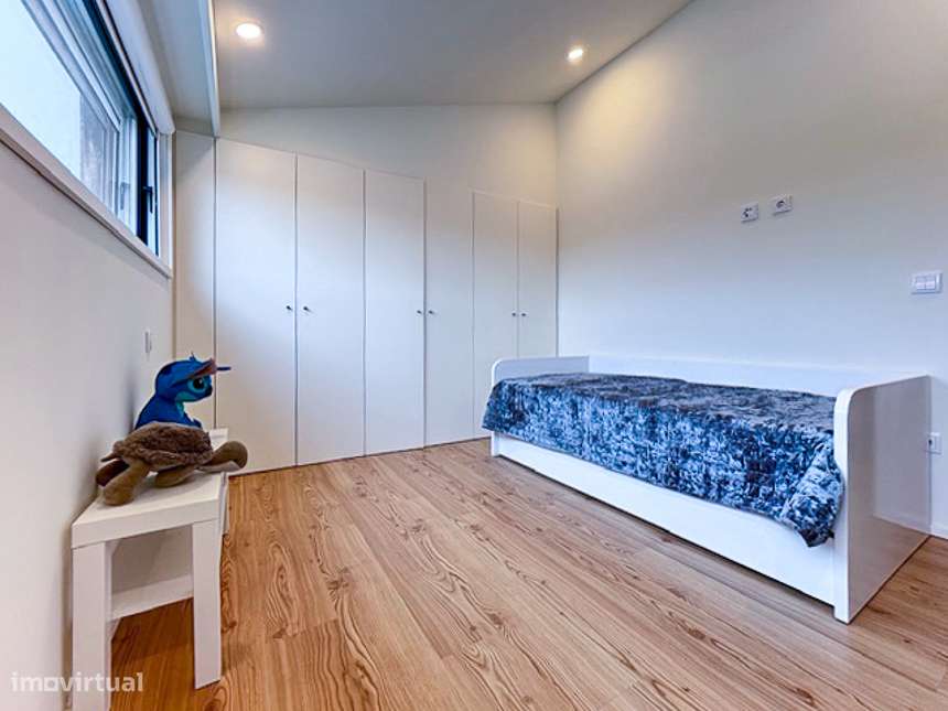 Apartamento T2 renovado no Centro de Ovar-15