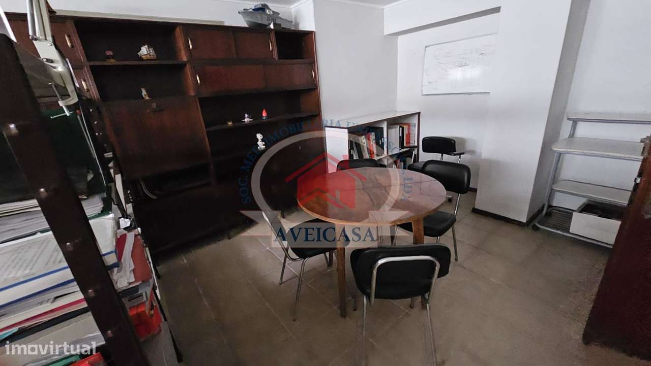 ESCRITÓRIO NO CENTRO DE AVEIRO - Grande imagem: 3/6