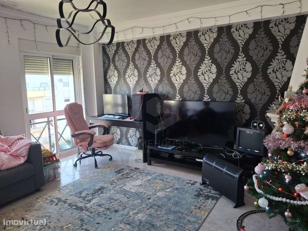 Arrendamento T2 - Quinta do Conde - Grande imagem: 3/24