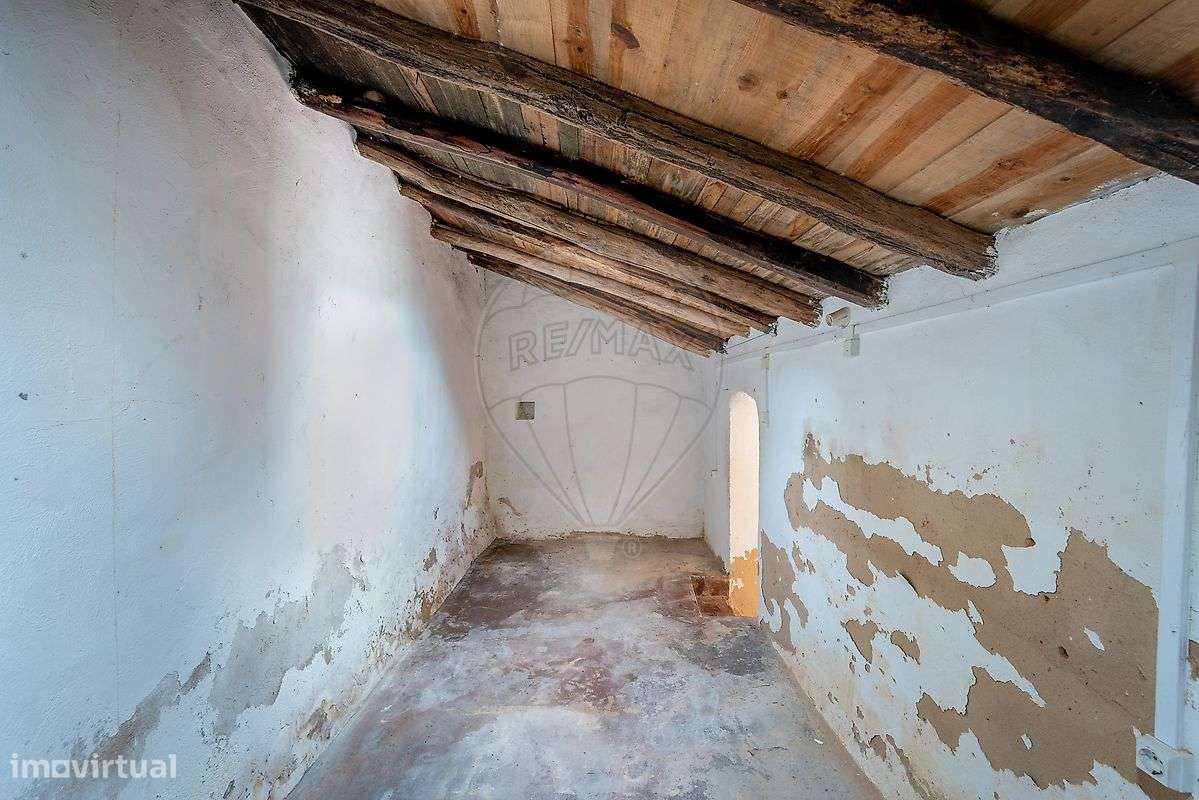 Moradia T4 para venda-26