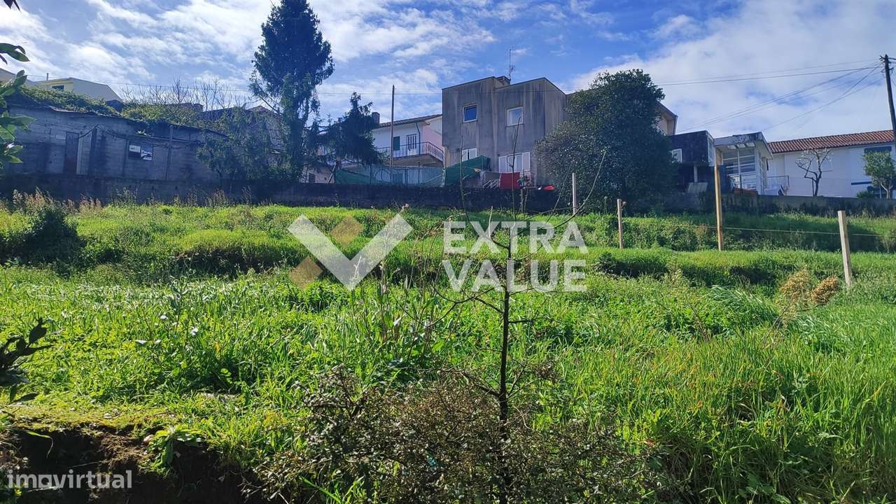 Lote de Terreno  Venda em Nogueira, Fraião e Lamaçães,Braga-2