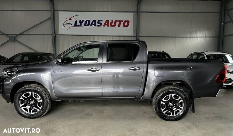 Toyota Hilux 2.8D 204CP 4x4 Double Cab AT Executive - 2