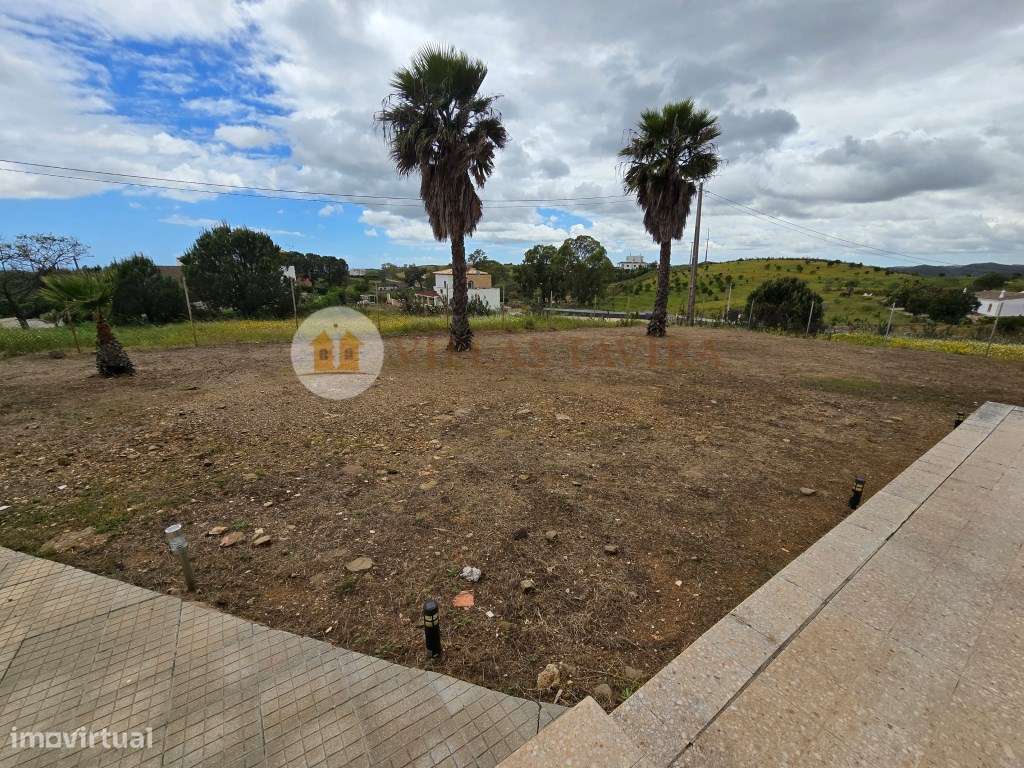 Moradia T3 com Vista Mar, Terreno Amplo e Entrada Independente - Grande imagem: 5/41