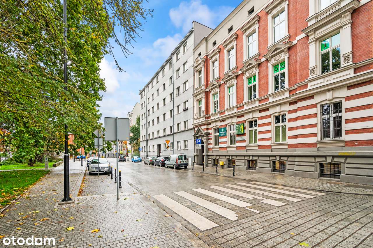 Topowa lokalizacja, wyremontowany budynek, 3 niezależne pokoje-1