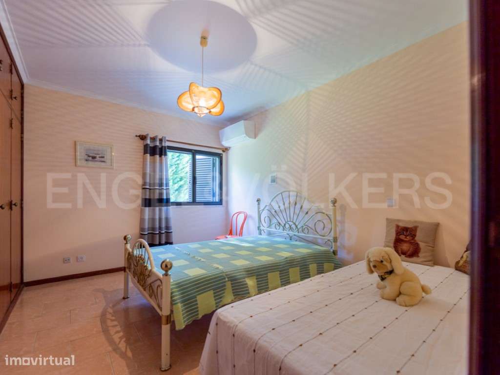 Moradia T3 com Piscina e Jardim em Tavira-16