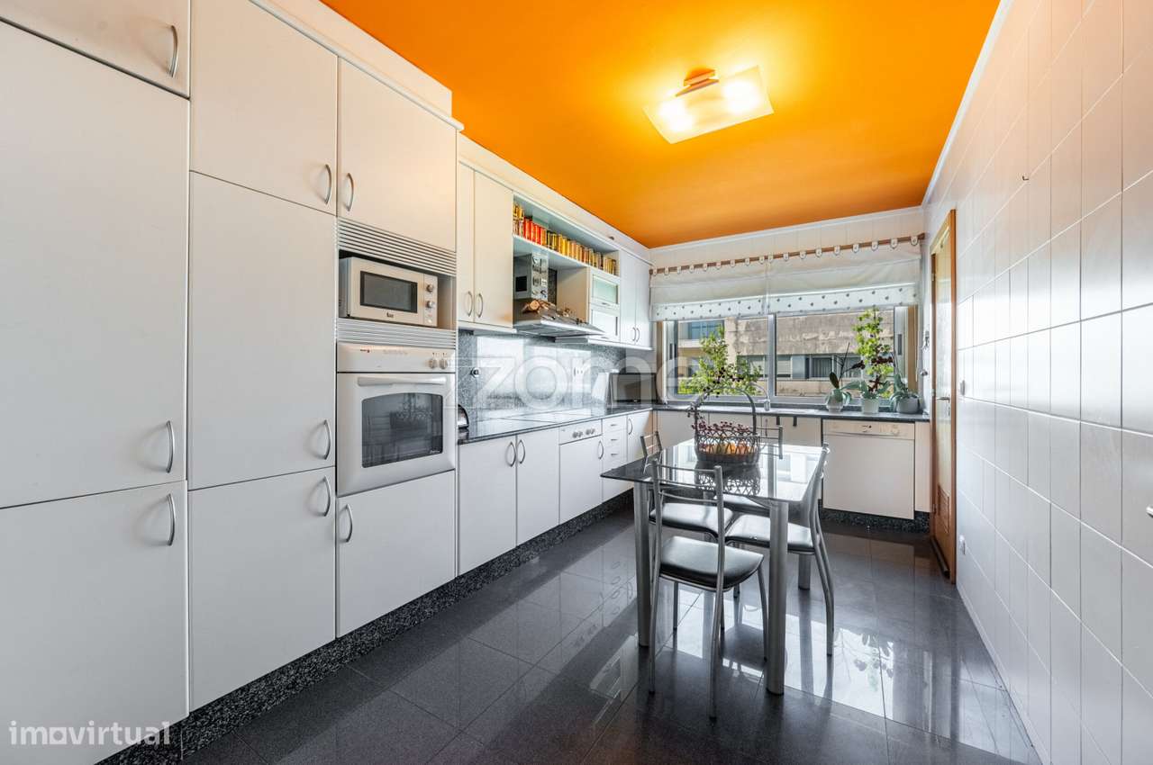 Apartamento T2 em Ponte de Moreira na Maia-12