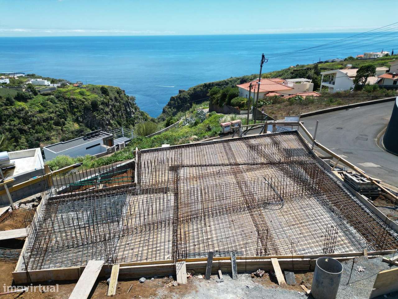 Moradia independente à venda no Estreito da Calheta, Caminho dos Reis-15