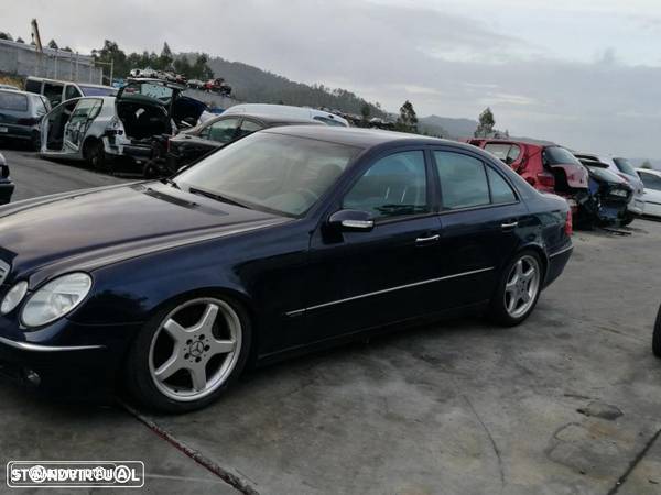 Mercedes E 500 W 211 de 2004 para peças - 2