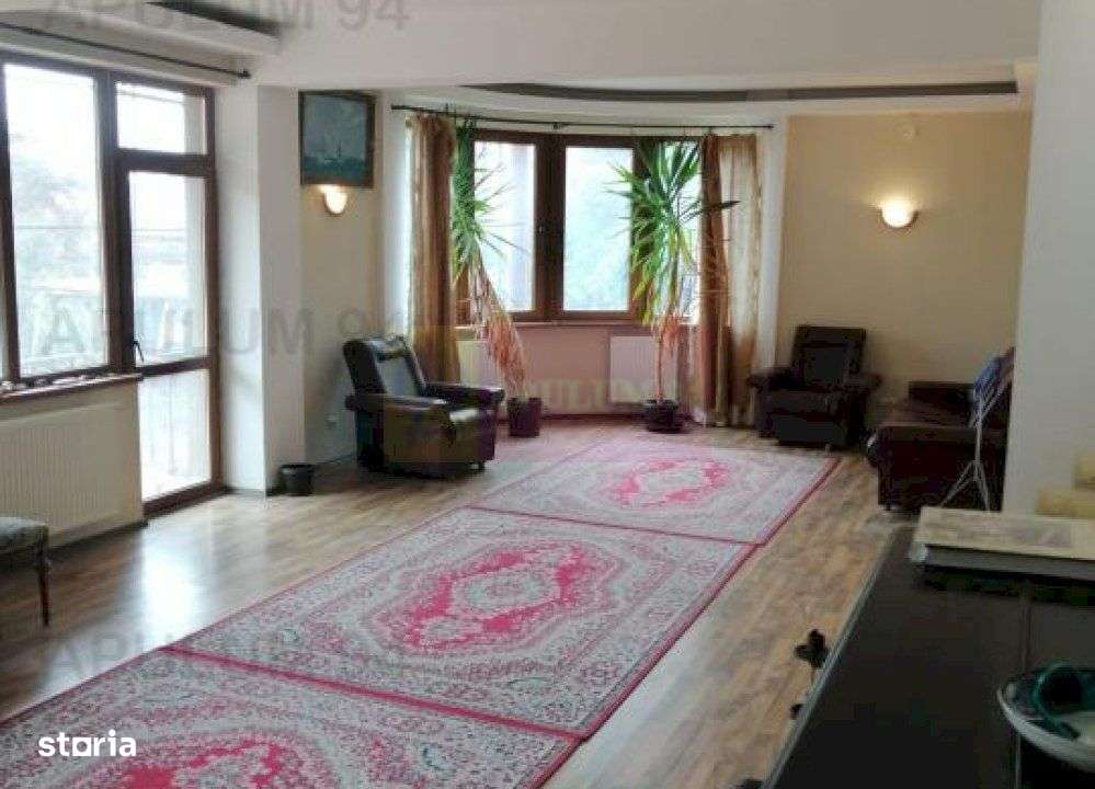 Vila Spatioasa Bucuresti Prelungirea Ghencea - Imagine principală: 5/20