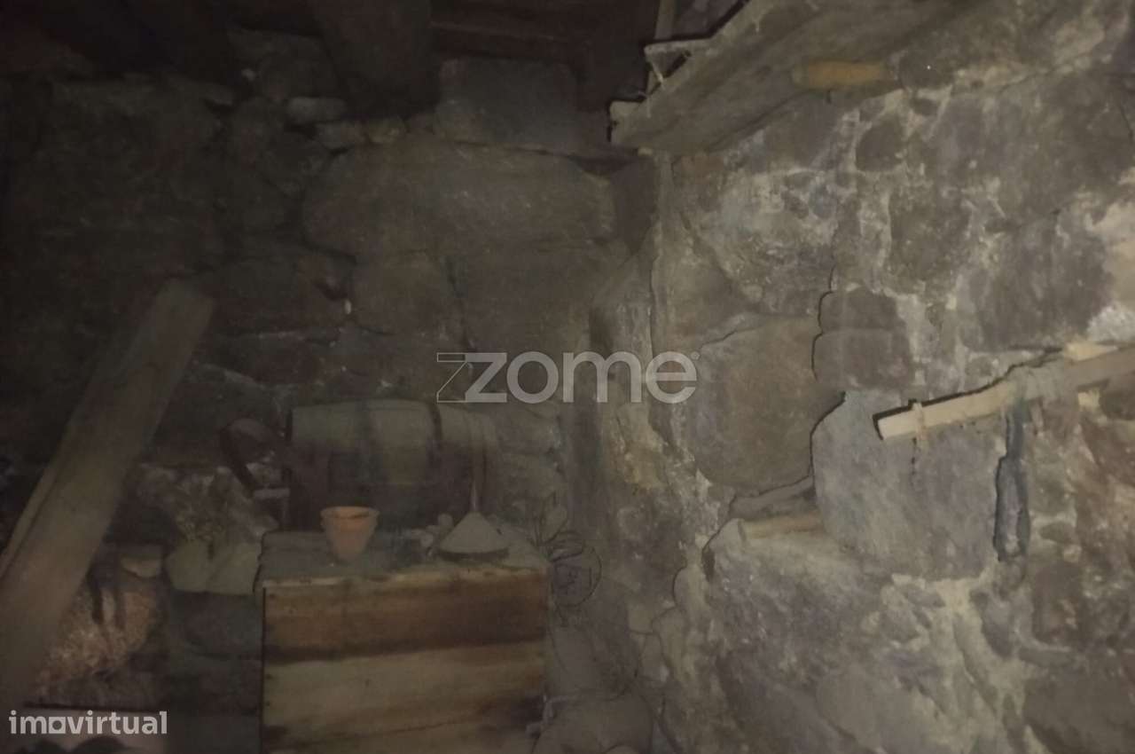 Moradia, 47 m², Cunha Baixa - Grande imagem: 2/37