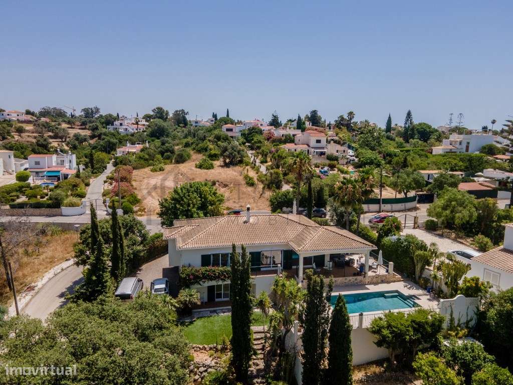 Moradia T3 Renovada com Piscina e Jardins Privados, a Dois Passos d...-44