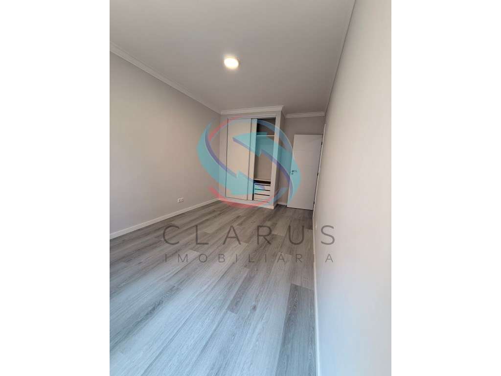 Apartamento T2 Corroios-8