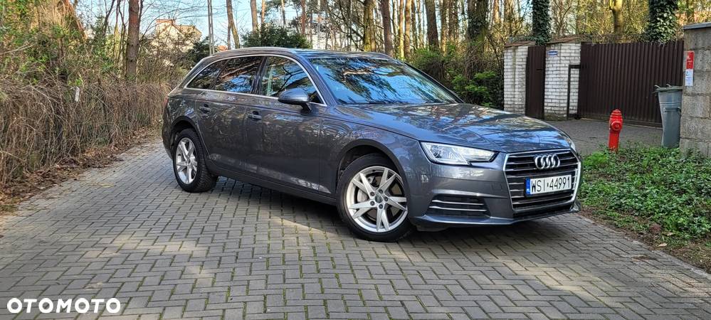 Audi A4 2.0 TDI Design S tronic - 25