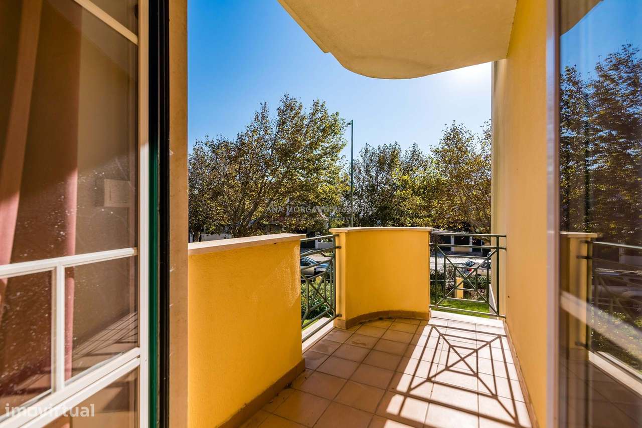 PARA INVESTIDORES - Apartamento T3+1 Renovado na Quinta da Beloura-33