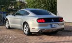 Ford Mustang 3.7 V6 - 10