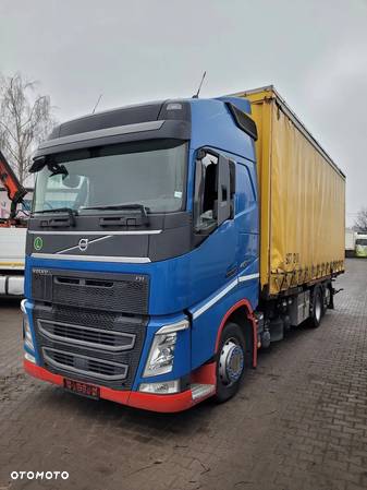 Volvo FH ; ; firanka napojówka * przewierty * 6x2 * bdf * - 10