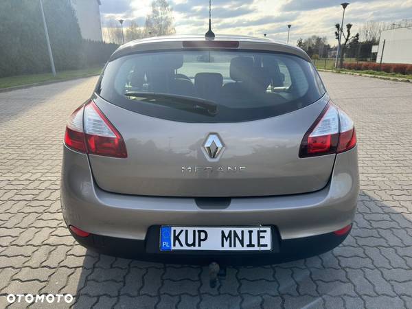 Renault Megane Grandtour ENERGY TCe 115 Start & Stop Authentique - 4