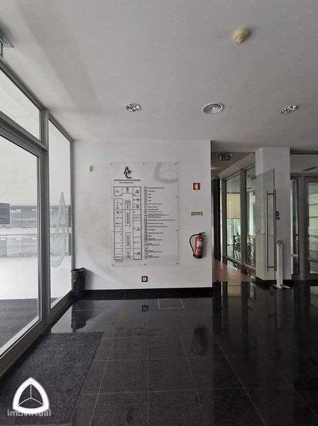 Escritório Lagoa - Grande imagem: 4/11