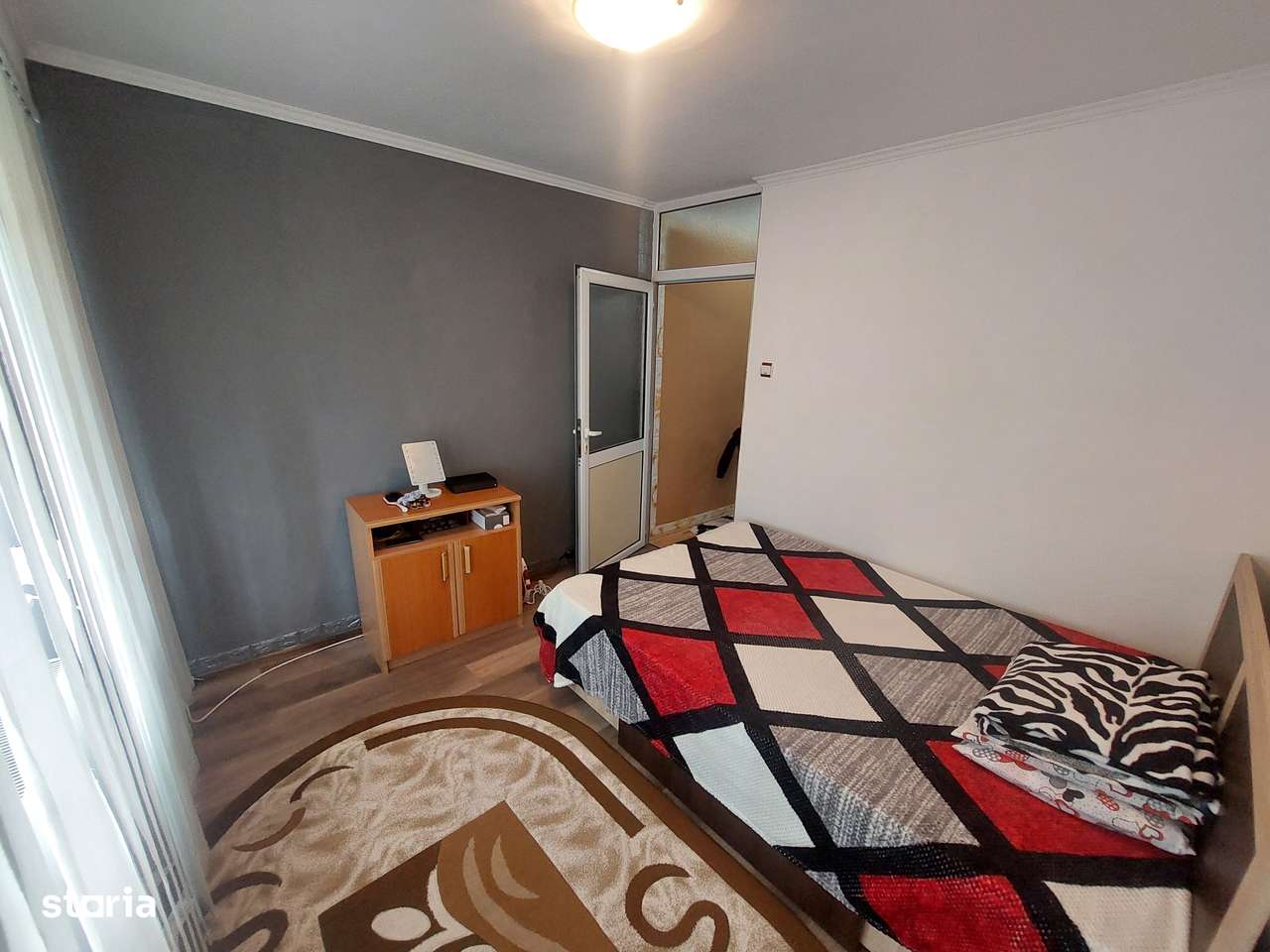 Vindem Apartament 2 camere Robea  mobilat si utilat cu Balcon mare-0