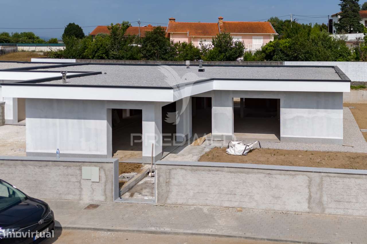 MORADIA T3 TERREA, AMARES (NOVO) - Grande imagem: 5/21