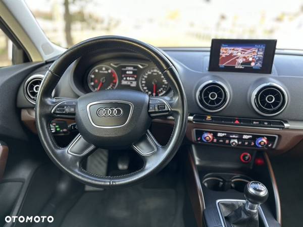 Audi A3 1.4 TFSI Edycja Specjalna - 11