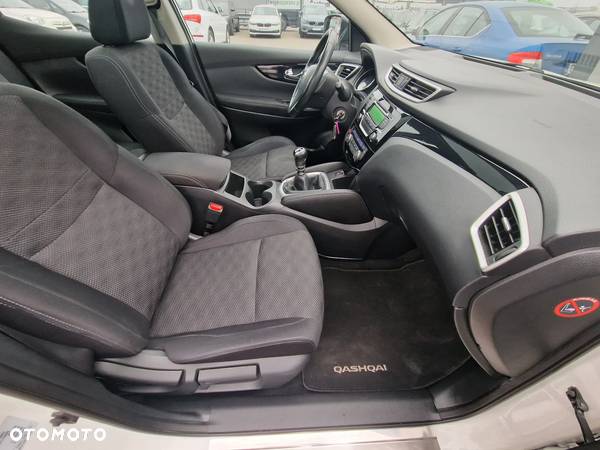 Nissan Qashqai 1.5 dCi Acenta EU6 - 21