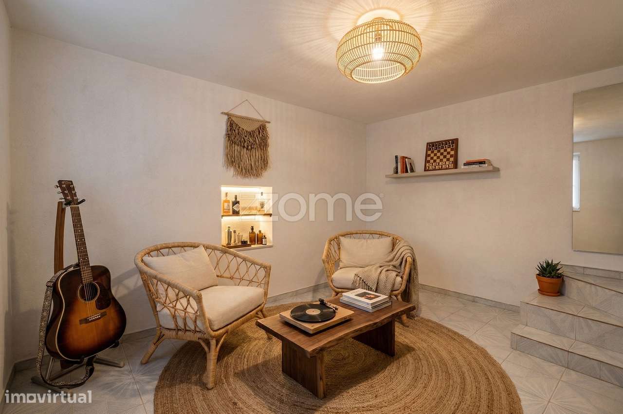 Moradia T3 de 4 frentes, com 984 m² de Terreno em Vila do Conde-7