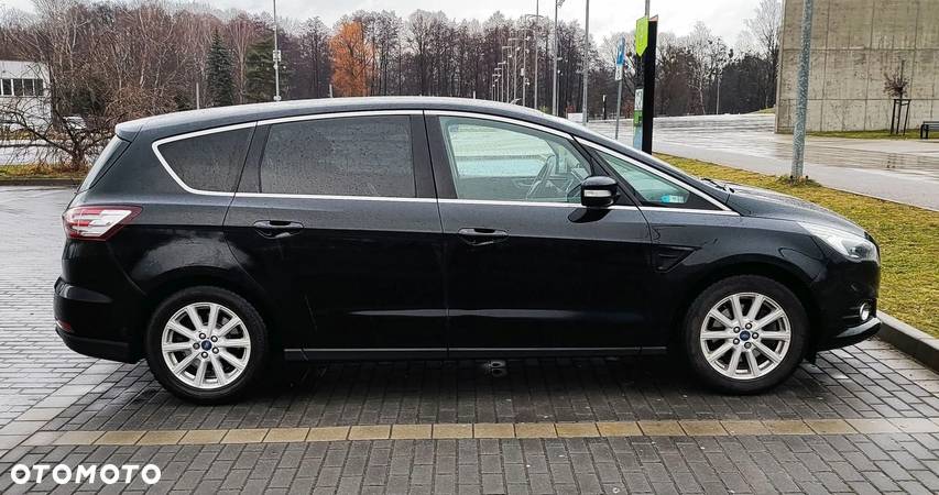 Ford S-Max 2.0 TDCi 4WD Titanium PowerShift - 9